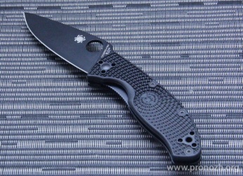   Spyderco Tenacious Lightweight, Black Blade, 8Cr13MoV Steel, Black FRN Handle