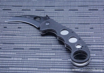   Emerson Super Karambit, DLC Coated Blade, Black G-10 Handle