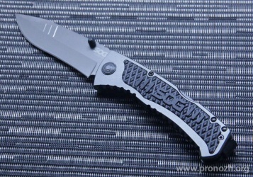   SOG Sideswipe, Titanium Nitride Blade