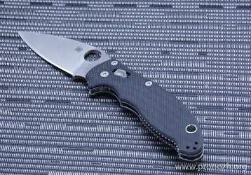    Spyderco Manix 2, CTS-BD30P Steel, Satin Finish Blade, Black G-10 Handle