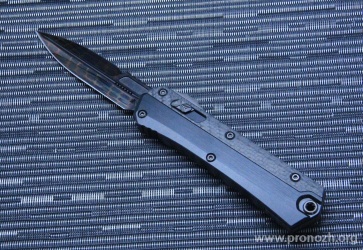      Microtech Glykon Hot Blued Robert Eggerling Damascus, Hefted Black  Alloy w/ Carbon Fiber Overlay & DLC Two-Tone Hardware