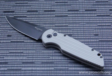    Pro-Tech TR-3, DLC Coated Blade, Green Aluminum Handle