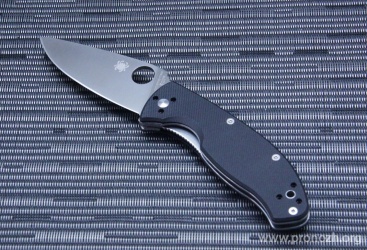   Spyderco Tenacious, Satin Finish Blade, 8Cr13MoV Steel, Black G-10 Handle