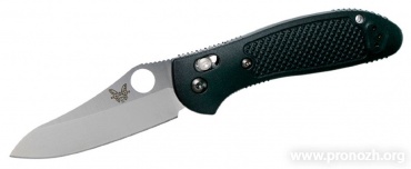   Benchmade Griptilian 550 Series, Crucible CPM S30V Steel, Satin Finish Blade, Black Noryl GTX Handle