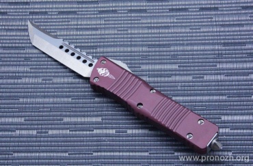      Microtech Combat Troodon Hellhound, Signature Series Merlot, Bronzed Standard