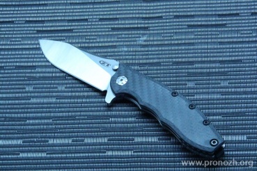   Zero Tolerance ZT0562CF, Satin Finish Blade, Carbon Fiber / Titanium Handle