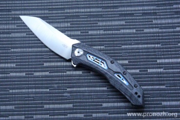   Zero Tolerance ZT0762, Satin Finish Blade, DLC-coated Titanium / Carbon Fiber Handle