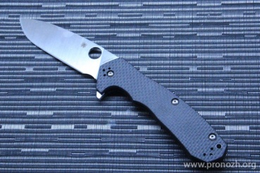   Spyderco Amalgam Lai, Satin Finish Blade, Crucible CPM S30V Steel, Carbon Fiber Handle