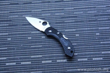    Spyderco Dragonfly 2, VG-10 Steel, Satin Finish Blade, Black FRN Handle