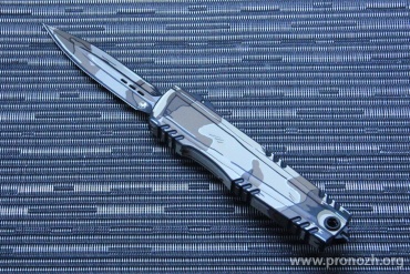      Microtech Luminary ZBP D/E Signature Series, Desert Camo Comic Strip Standard, Titanium Button Insert 