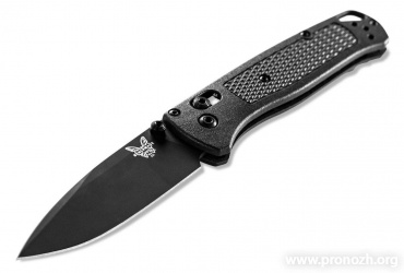   Benchmade  Bugout, Crucible CPM S30V Steel, DLC Coated Blade, Black CF-Elite Handle