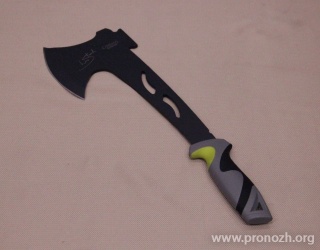   Camillus Les Stroud S.K. Vigor Hatchet