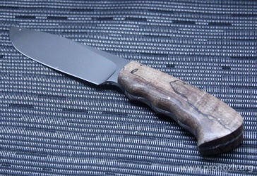 Фиксированный нож ARNO BERNARD Hippo Spalted Maple