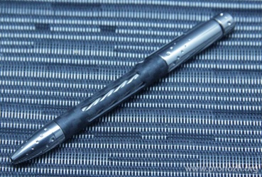 Тактическая ручка Lion Steel Nyala, Carbon Fibre / Grey Shine Titanium