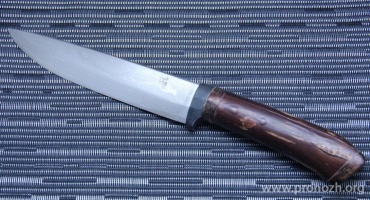    Maruyoshi Hand Crafted, Drop Point, Shirogami Core Forged with Nickel Damascus, Dark Brown Urushi Lacqueared  Oak Wood