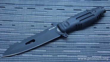   FOX MD Collaboration "Sputnik 7", Black Cerakote Blade, Black Forprene Handle