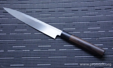   KANETSUNE Yanagiba 210mm, Red SandalWood Handle