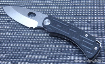   Medford Knife & Tool  Colonial G, Stonewash Blade, D2 Tool Steel, Black G-10 / Tumbled Titanium Handle