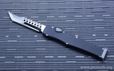      Microtech Halo VI Hellhound Tanto, No Safety, Mirror Polish Blade, Mil-Spec Anodized Alloy w/Blue Titanium Hardware