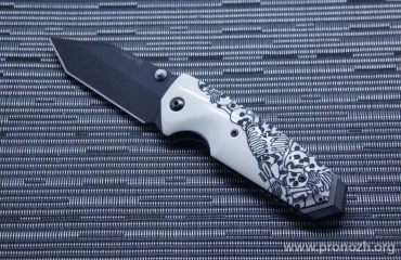   Hogue EX-02 3.375" Tanto Thumb Stud, Black Blade, Custom Skulls and Bones Handle