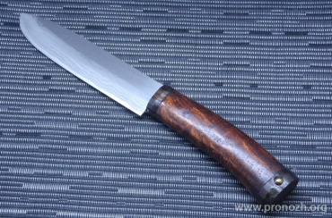    Maruyoshi, Shirogami Core Forged with Nickel Damascus, Brown Urushi Lacqueared Oak Wood