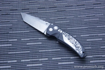   Hogue EX-03 3.5"  Tanto Manual, Stone-Tumbled Blade, Skulls and Bones  Handle