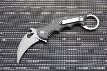   Fox Karambit Flipper, Black Blade, Carbon Fiber / Titanium Handle