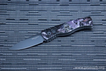    Pro-Tech Tactical Response 2, Bruce Show Skul, Aluminum Handle with Custom P. Kellett Anodizing "Ghost Rider", DLC-Coated Blade