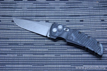    Hogue EX-01 3.5" Drop Point Auto, Stone-Tumbled  Blade, Black / Gray G-Mascus G10 Handle