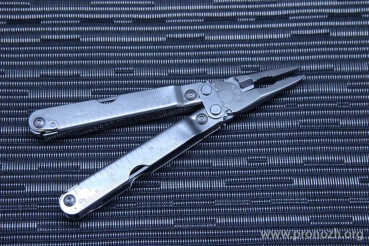   SOG Deluxe Pocket PowerPlier