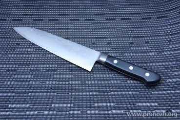Нож кухонный поварской Maruyoshi Gyuto, VG-10 Core Forged with Nickel Damascus, Pakka Wood Handle