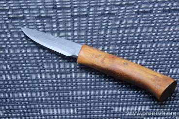   Maruyoshi Hand Crafted by Saji Takeshi, Shirogami Core Forged with Nickel Damascus, Urushi Lacqueared Oak Wood