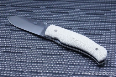    CITADEL  Husky,  White Rayskin Handle